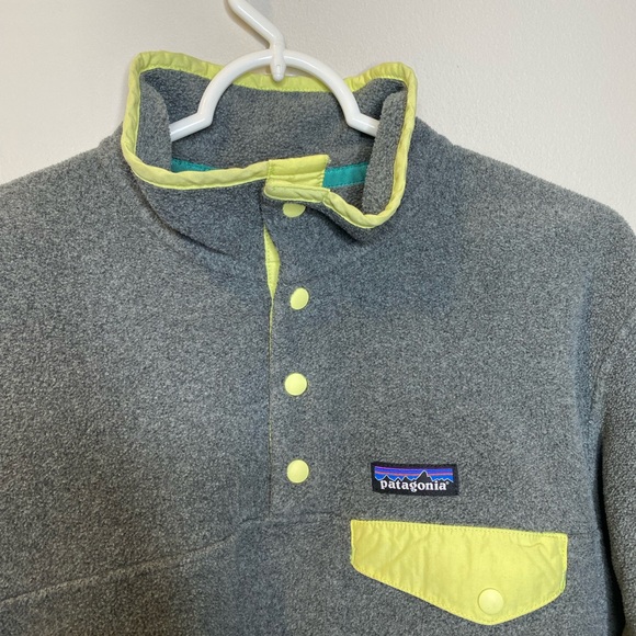 Patagonia women’s lightweight synchilla snap pullover gray yellow fleece size L - Picture 3 of 7